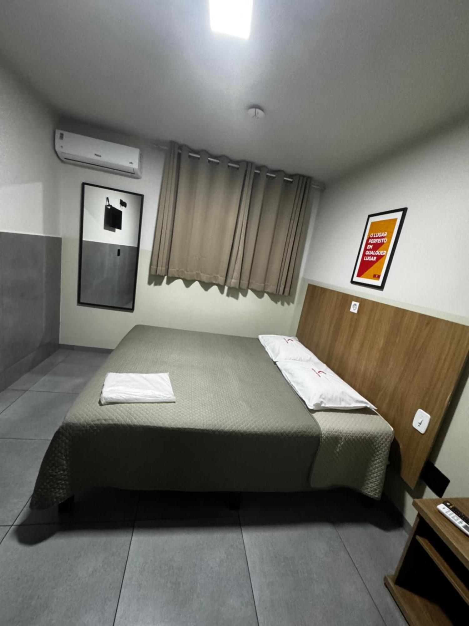 Hotel Castro Itumbiara Exterior photo